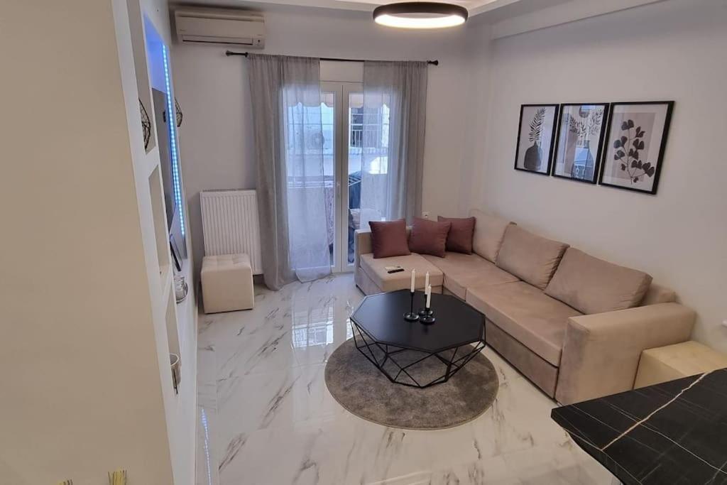 Luxurious Apartment In The Heart Of テッサロニキ エクステリア 写真