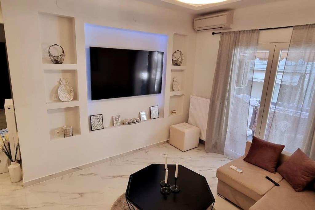 Luxurious Apartment In The Heart Of テッサロニキ エクステリア 写真