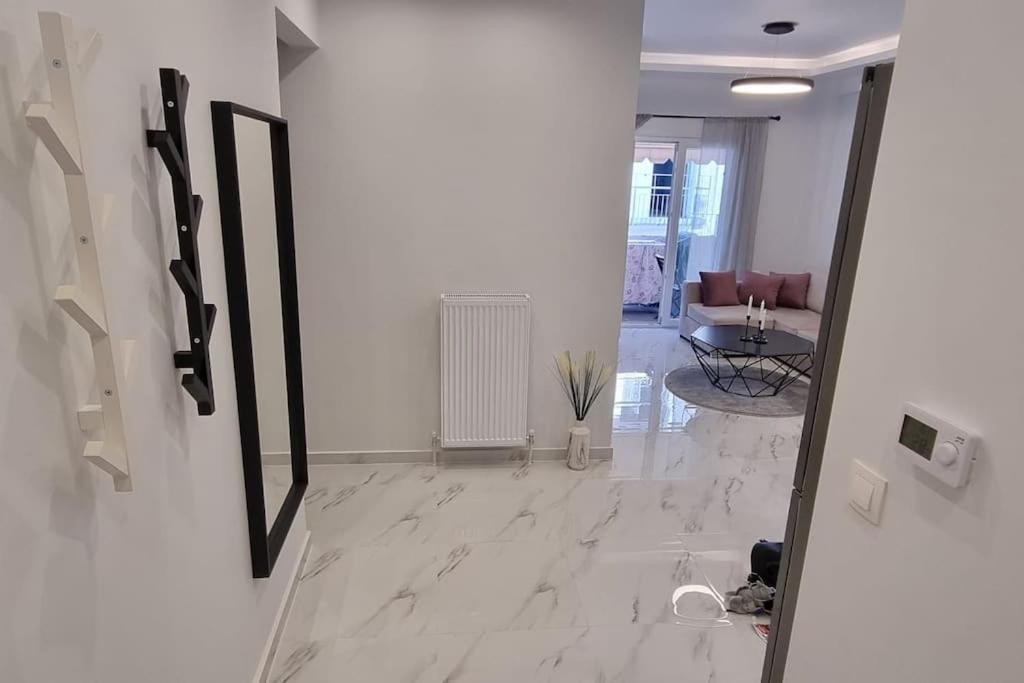Luxurious Apartment In The Heart Of テッサロニキ エクステリア 写真