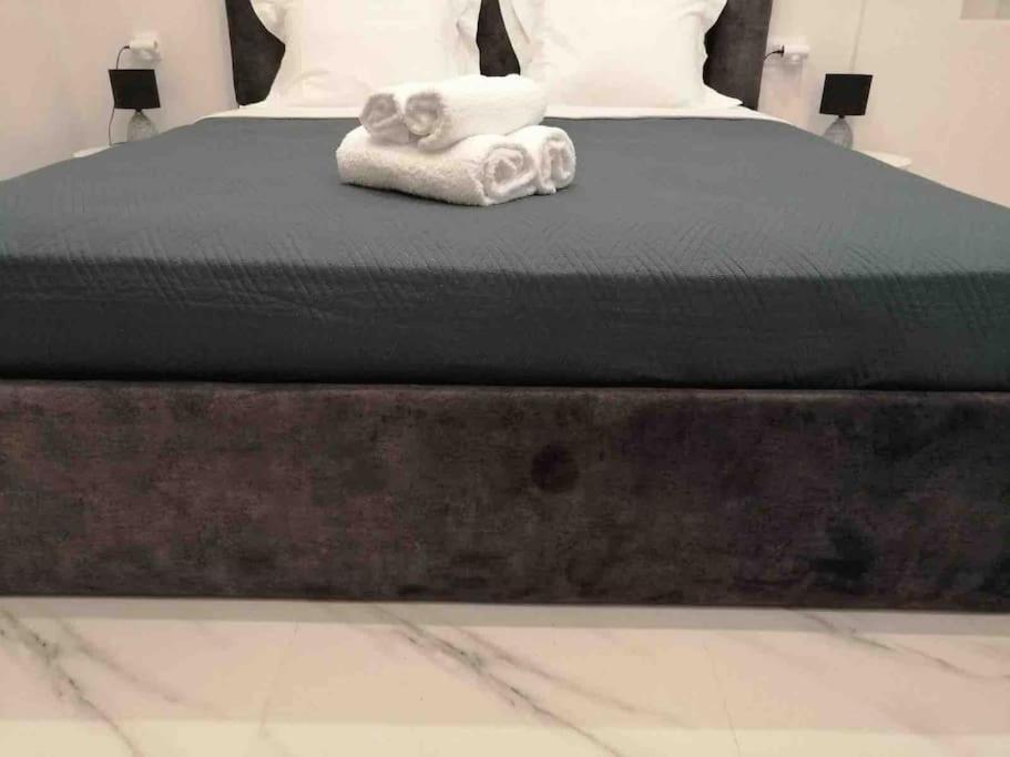 Luxurious Apartment In The Heart Of テッサロニキ エクステリア 写真